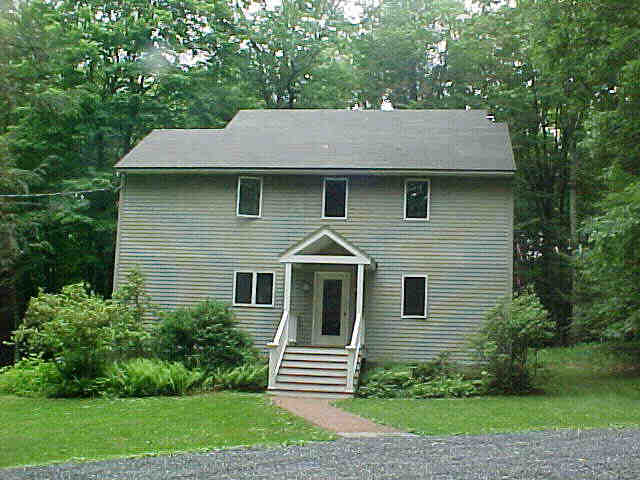 Building photograph for 30 UPLAND MEADOW ROAD